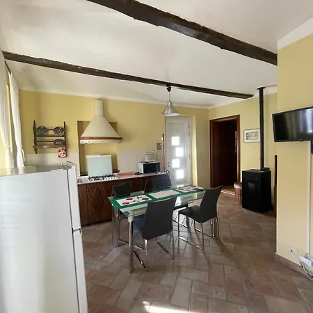 Apartment Cascina Bolichin Mentha Diano d'Alba